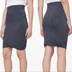 lululemon Boulevard Bliss Skirt True Navy White